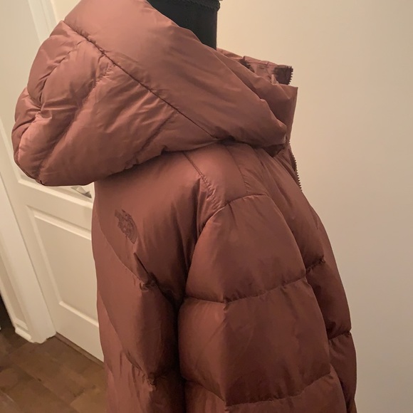 The North Face PLUS Metropolis III Maroon Water Res Removable Hood Parka - 2X - Picture 10 of 13